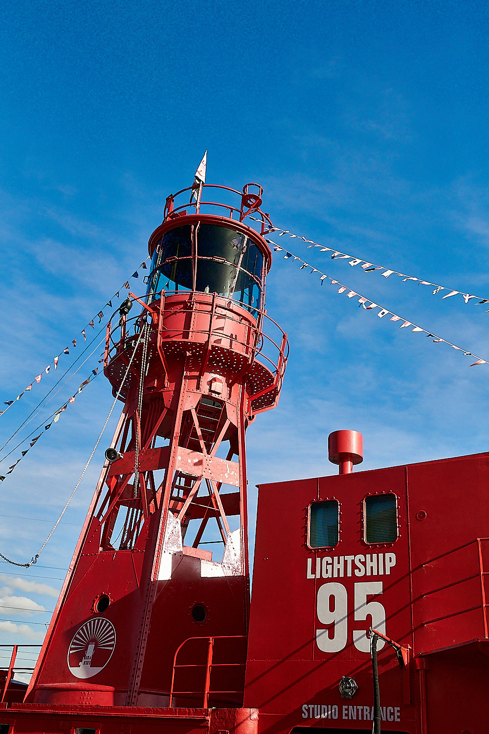 TrinitBouyWharfLightship111022-4